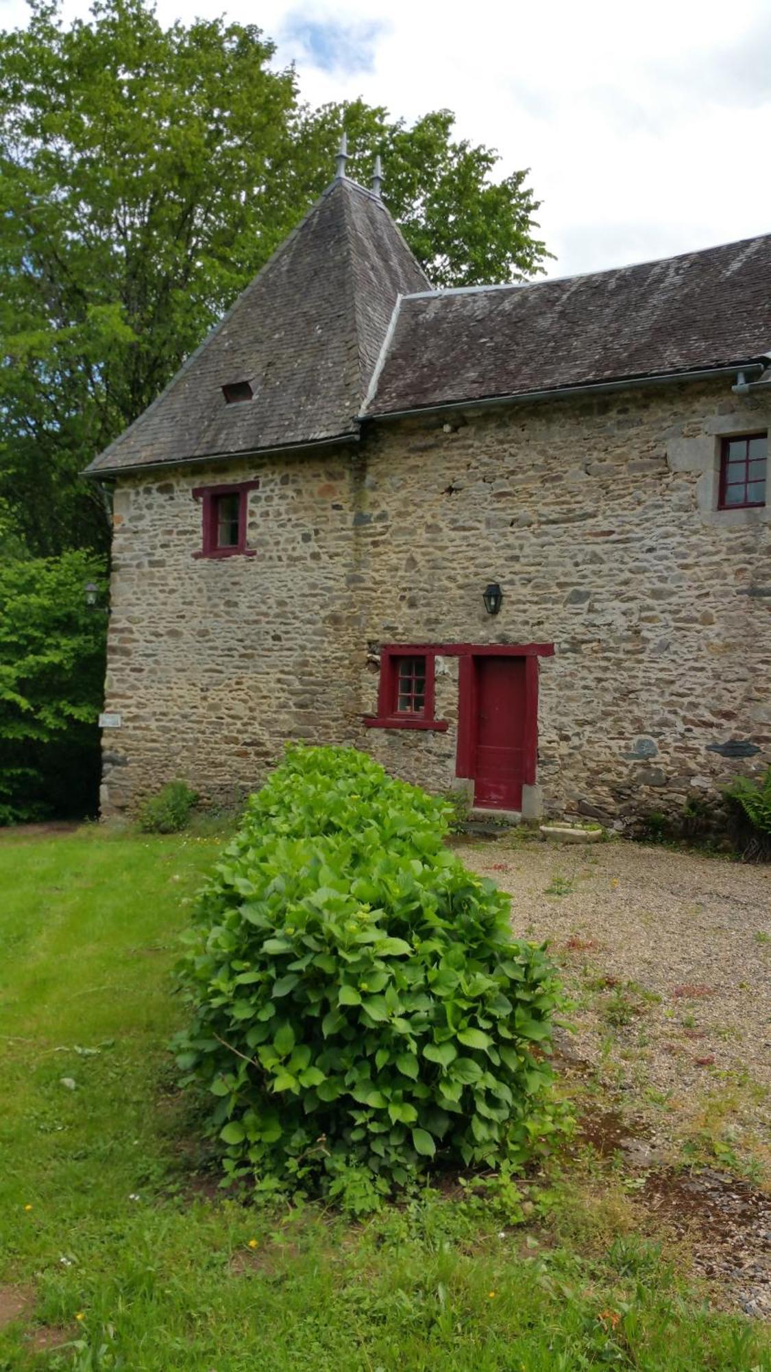 Chateau De Bellefond Lagraulière Екстериор снимка